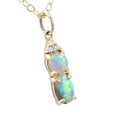 *  GRAND SHOW 14KT GOLD AUSTRALIAN OPAL NECKLACE